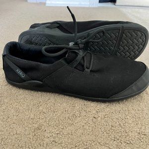 Xero Shoes-Hana Mens (size 9)